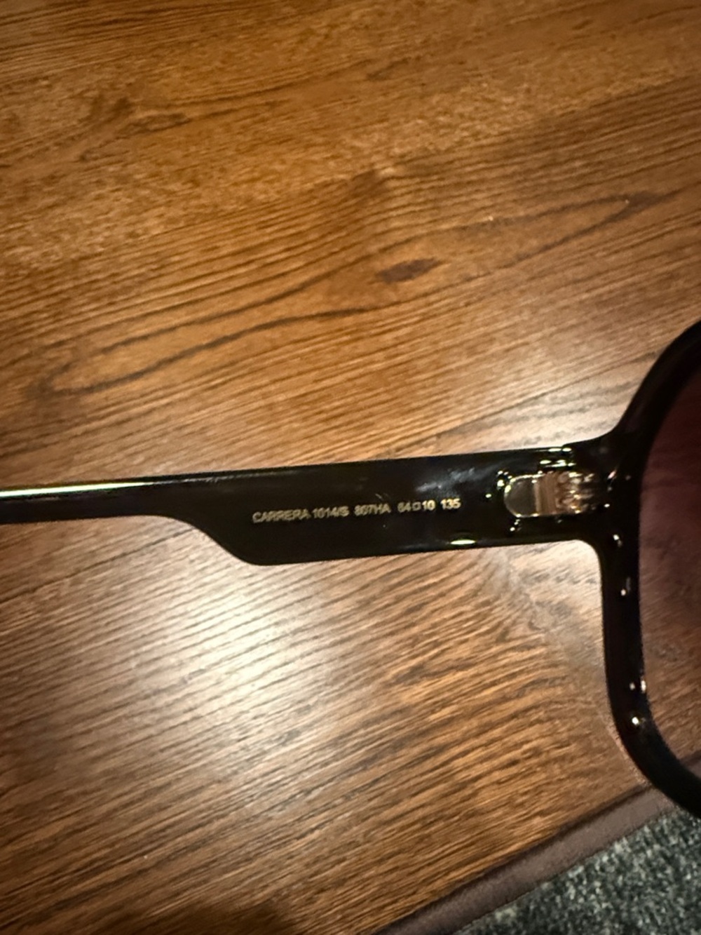 Carrera Oversized Sunglasses black frame with Gold Accent - Picture 6 of 9